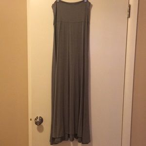 XS Lularoe Maxi. Unicorn- Solid grey!